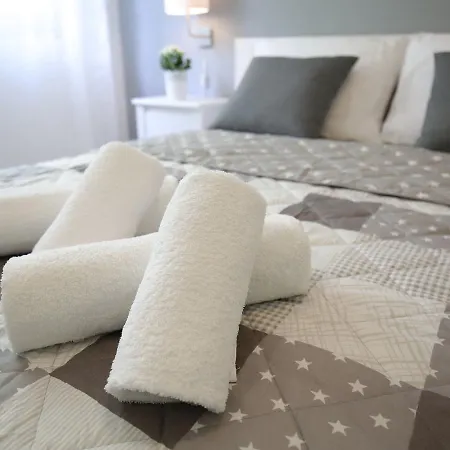בית נופש Luxury In Near Sea ביבינייה