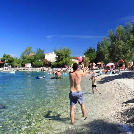 Luxury In Near Sea Holiday home *