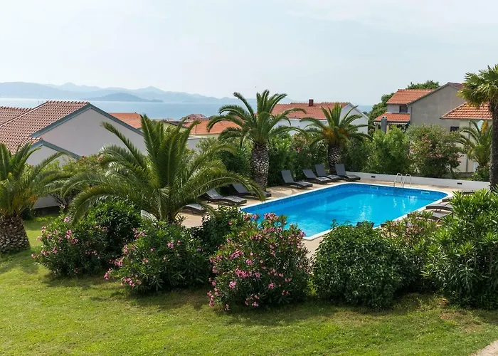 Luxury In Near Sea Tatil Evi Bibinje